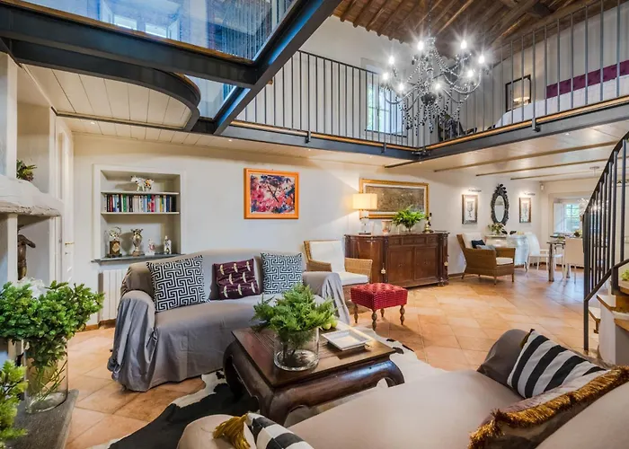 Casa vacanza: La Chiesetta A Charming Church Converted Into Farmhouse With Pool